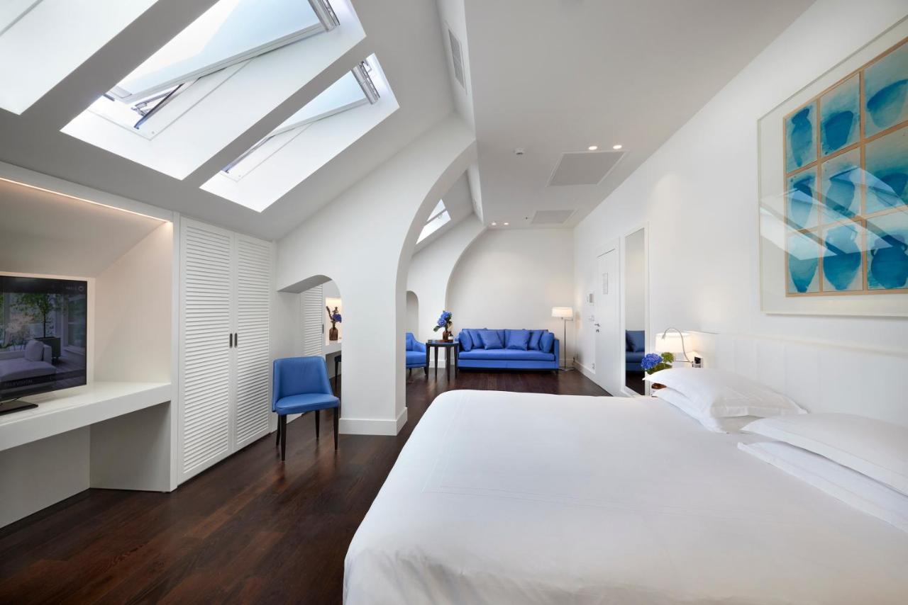 Magna Pars L'Hotel A Parfum, Small Luxury Hotels Of The World Milan Luaran gambar A suite at the hotel