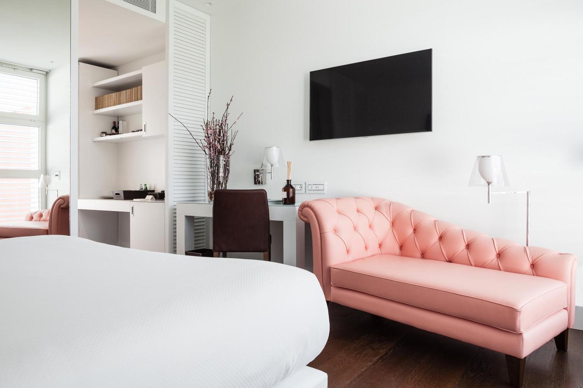Magna Pars L'Hotel A Parfum, Small Luxury Hotels Of The World Milan Luaran gambar A room at the Hotel 57