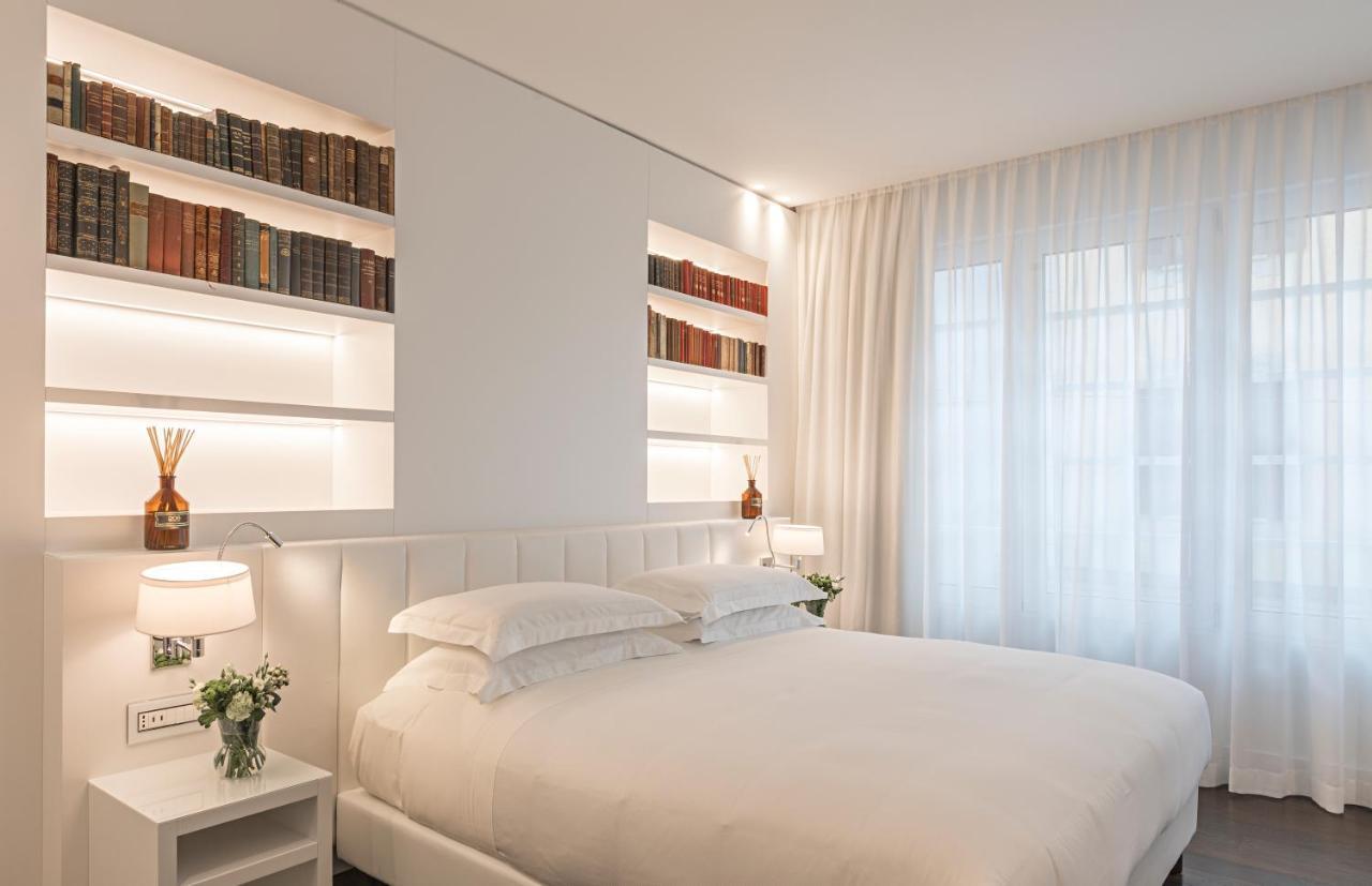 Magna Pars L'Hotel A Parfum, Small Luxury Hotels Of The World Milan Luaran gambar A room at the hotel